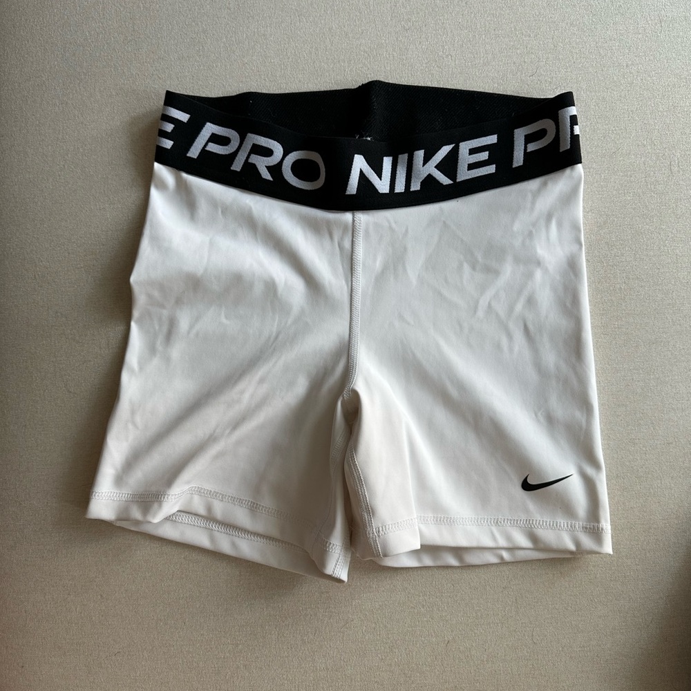 Nike Pro Dri-FIT White Shorts